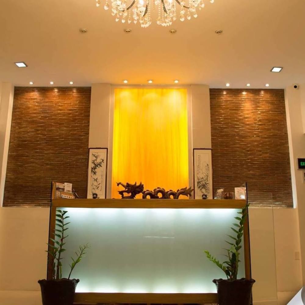 Viven Hotel Laoag Eksteriør billede