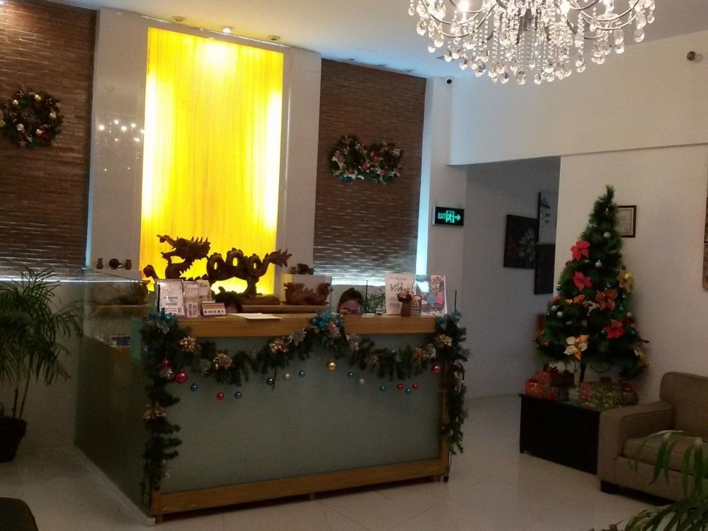 Viven Hotel Laoag Eksteriør billede