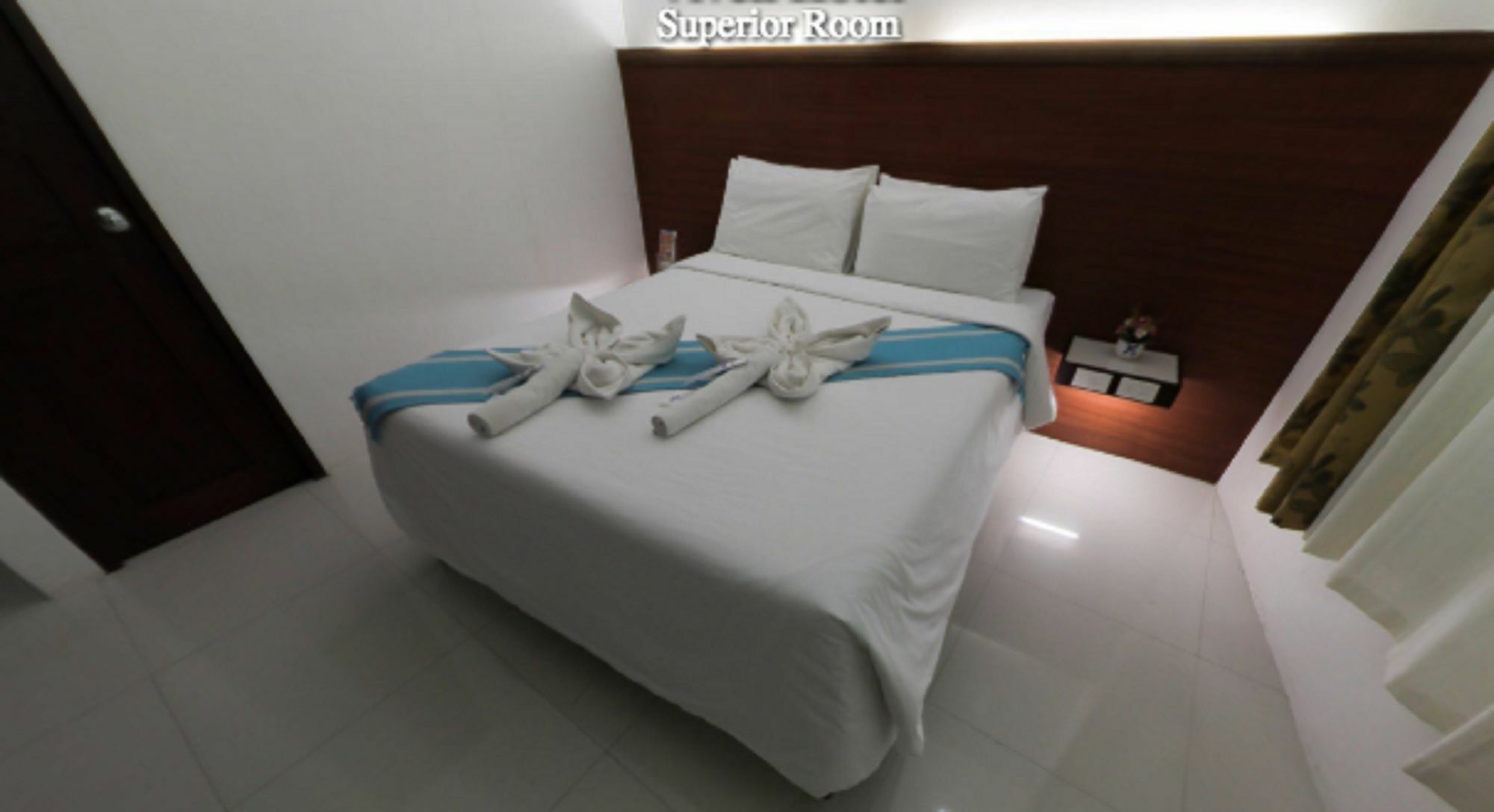 Viven Hotel Laoag Eksteriør billede