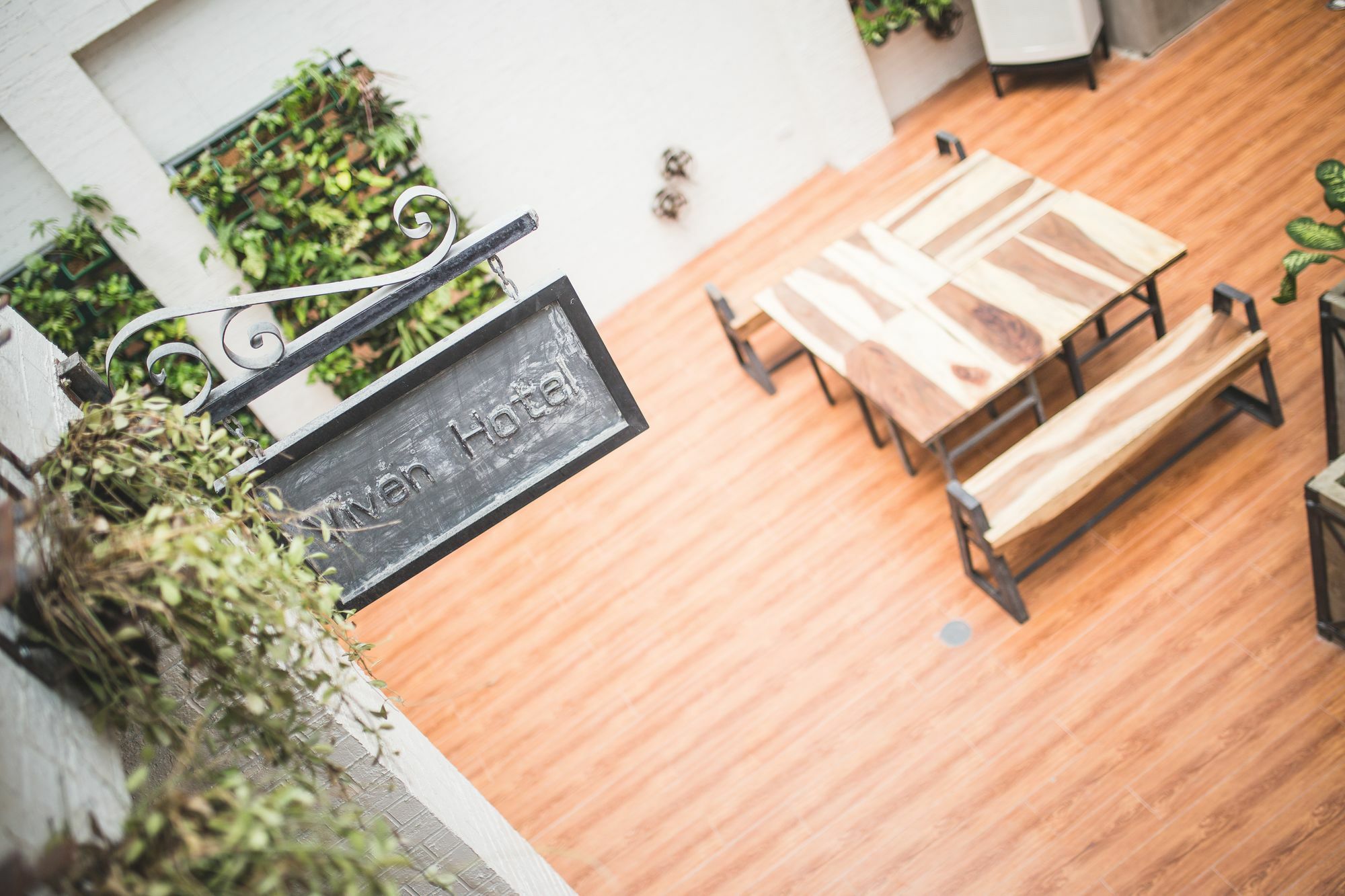Viven Hotel Laoag Eksteriør billede